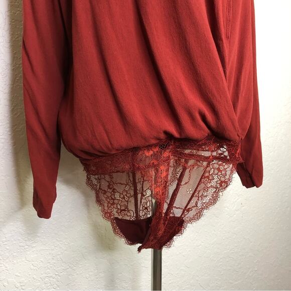 Intimately Free People Elsa rust red plunge wrap lace bottom bodysuit size Large - Picture 8 of 16